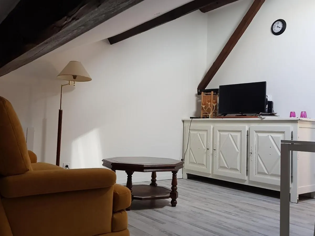 Appart Hotel Sathonay Rillieux Lyon 2*, Sathonay-Camp Francia