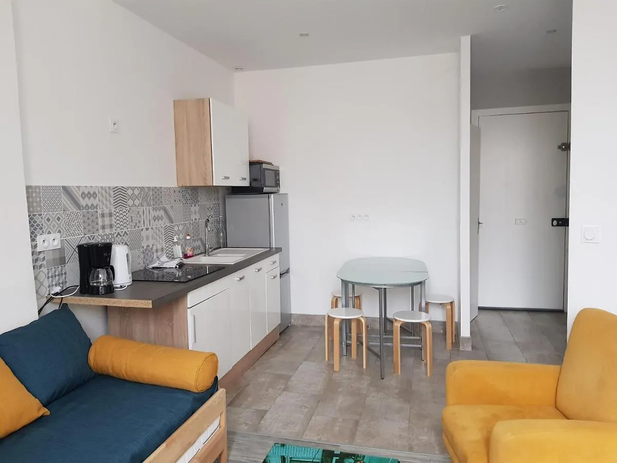 Appart Hotel Sathonay Rillieux Lyon Aparthotel Sathonay-Camp