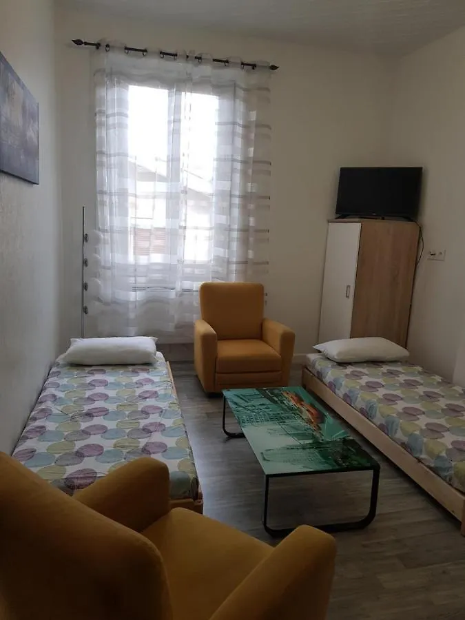 Appart Hotel Sathonay Rillieux Lyon France